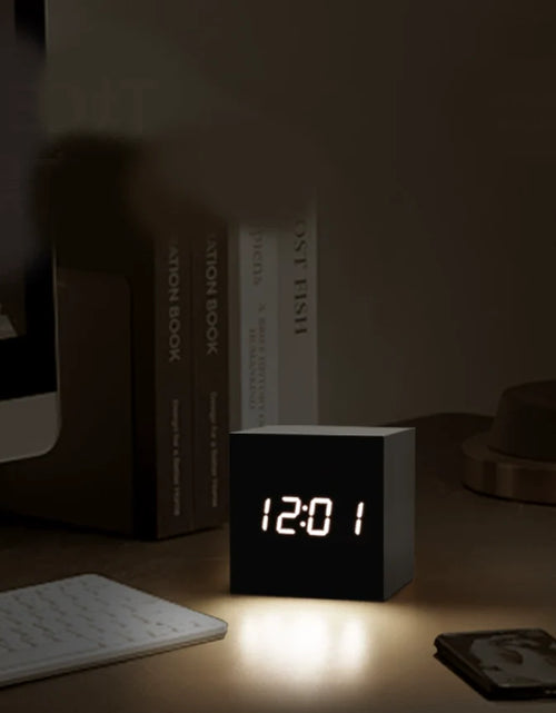 Load image into Gallery viewer, Wooden Minimalist Table Clock
