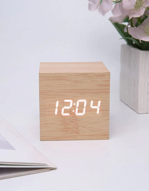 Load image into Gallery viewer, Wooden Minimalist Table Clock
