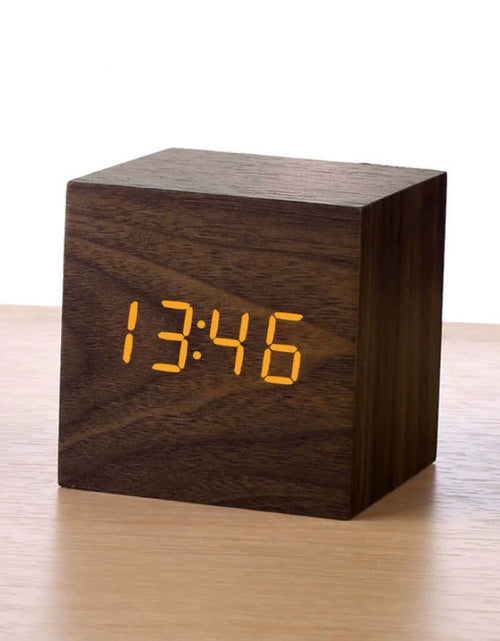 Load image into Gallery viewer, Wooden Minimalist Table Clock
