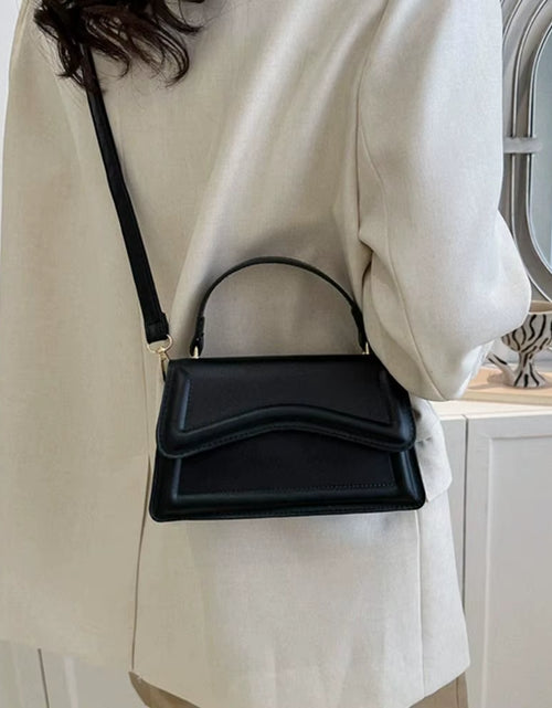 Load image into Gallery viewer, New Fashion Sling Shoulder Bag Trend PU Leather Messenger Handbags Solid Color Leisure Stylish Crossbody Bags for Women Girls
